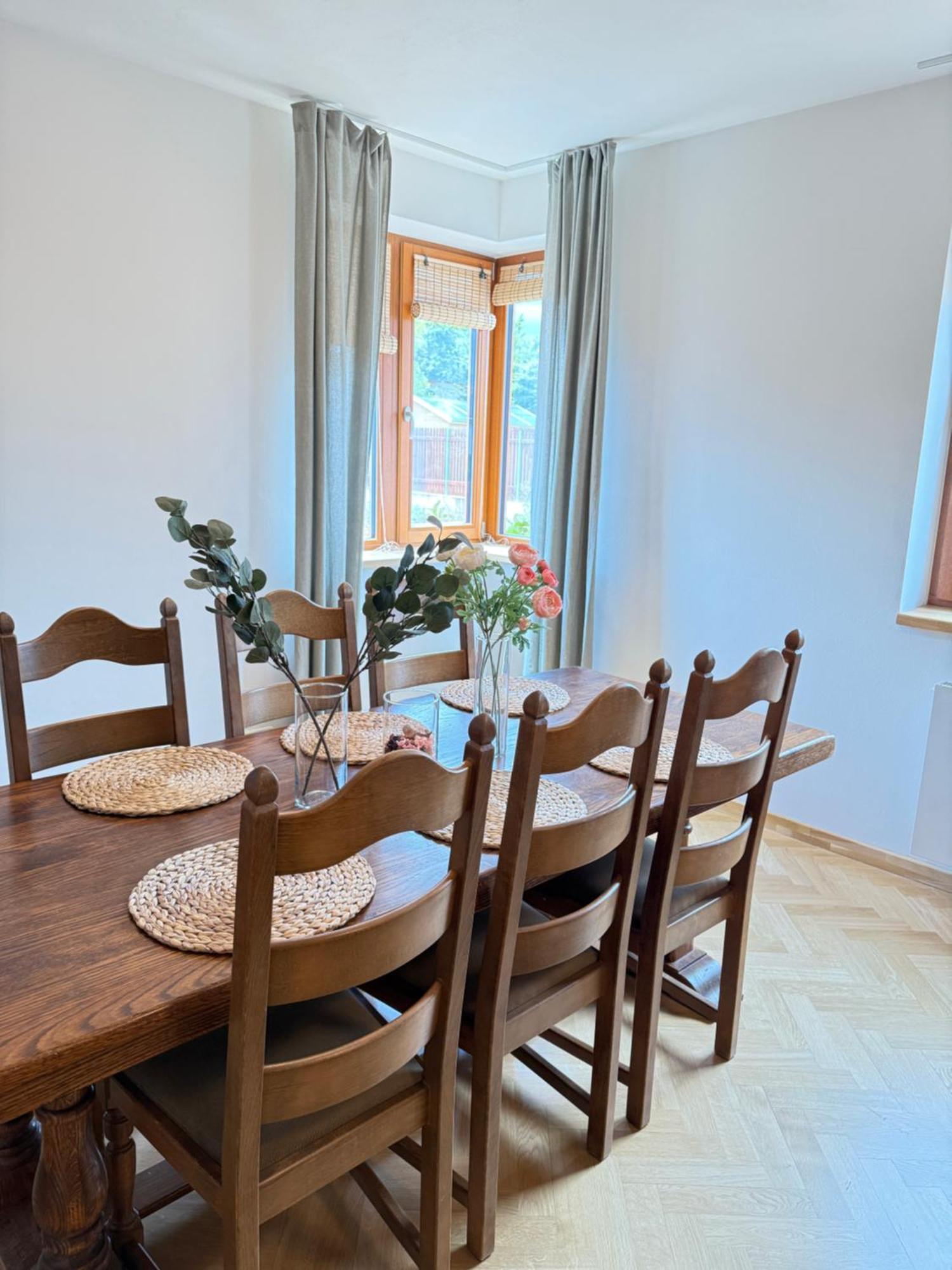 Familyvilla, New 4 Luxury Big Apartments, Parking Praag Buitenkant foto