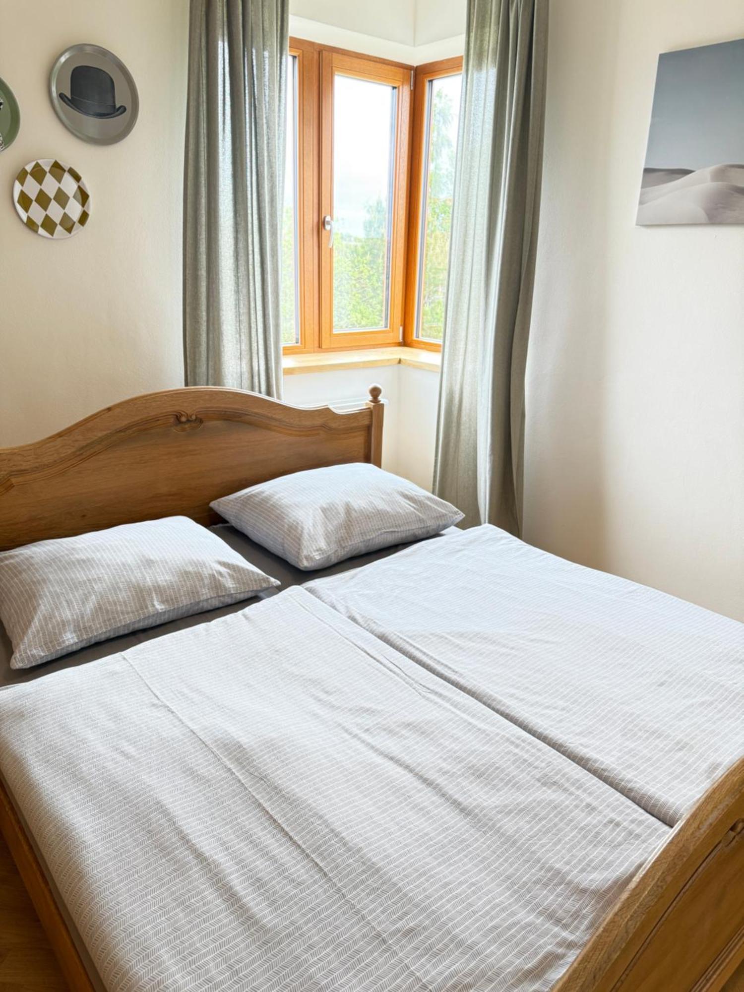 Familyvilla, New 4 Luxury Big Apartments, Parking Praag Buitenkant foto
